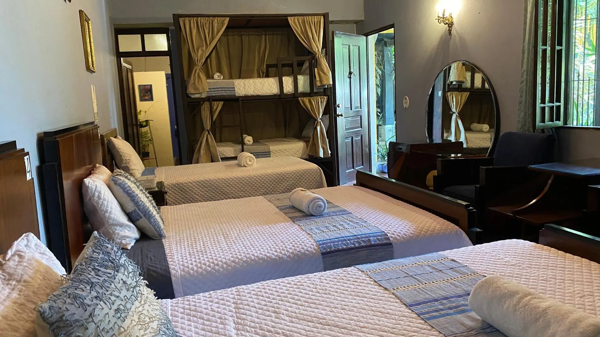 Ruaj Hostal -Wellness-Colonial-Exclusive- Antigua Guatemala