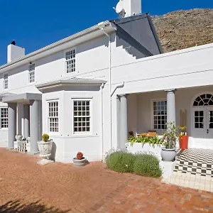capeblue-manor-house.hotels-capetown.com/